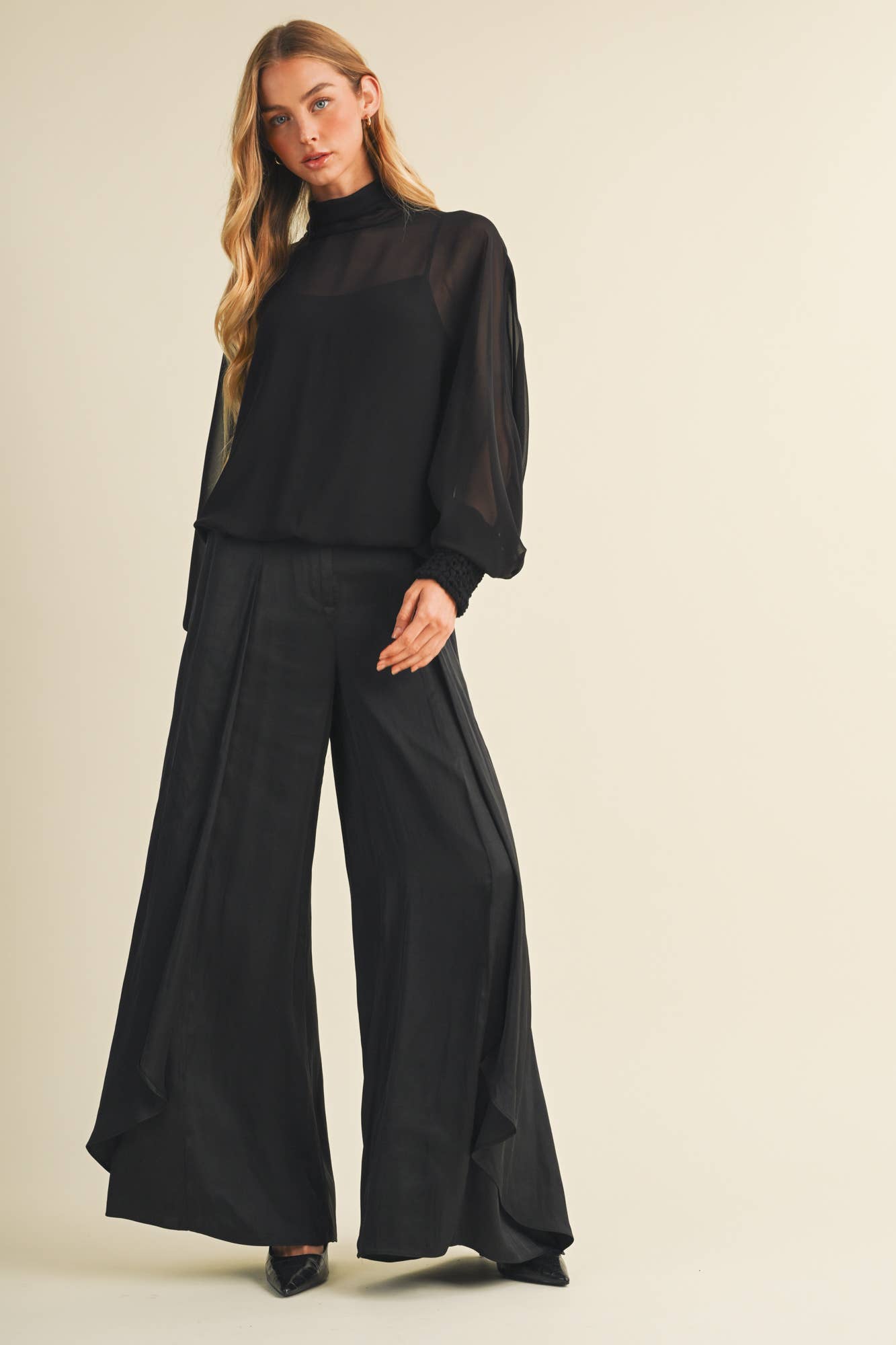 Alia Black Palazzo