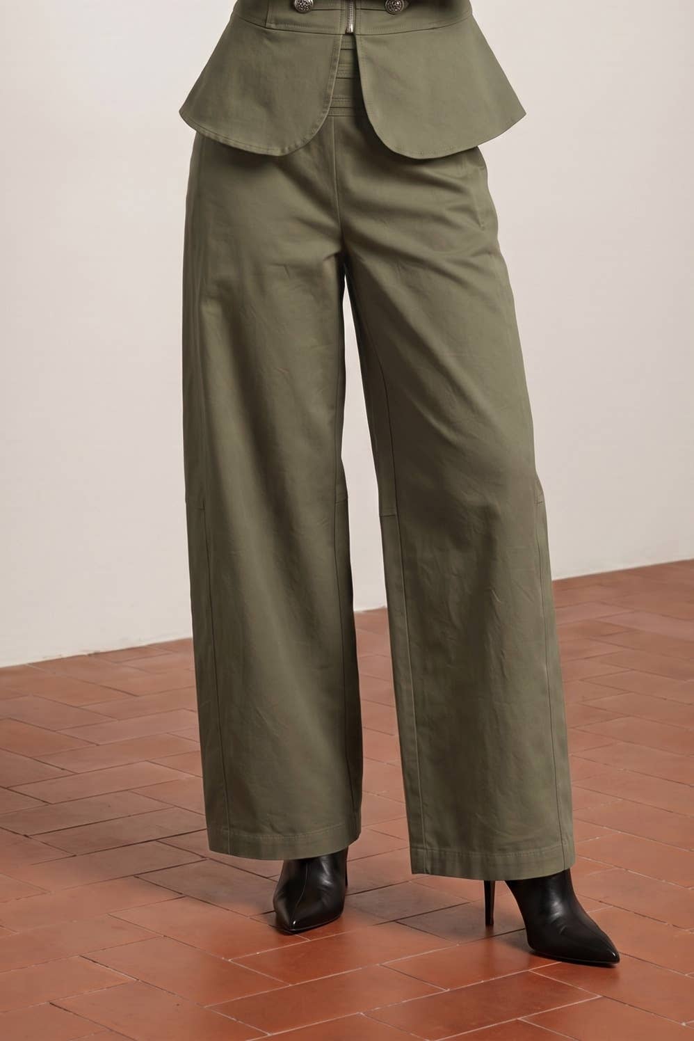 BUTTON DETAILED STRETCH TWILL PANTS