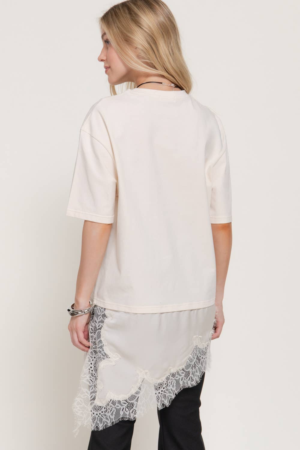Short Sleeve Asymmetrical Hem with Tonal Lace Knit Top