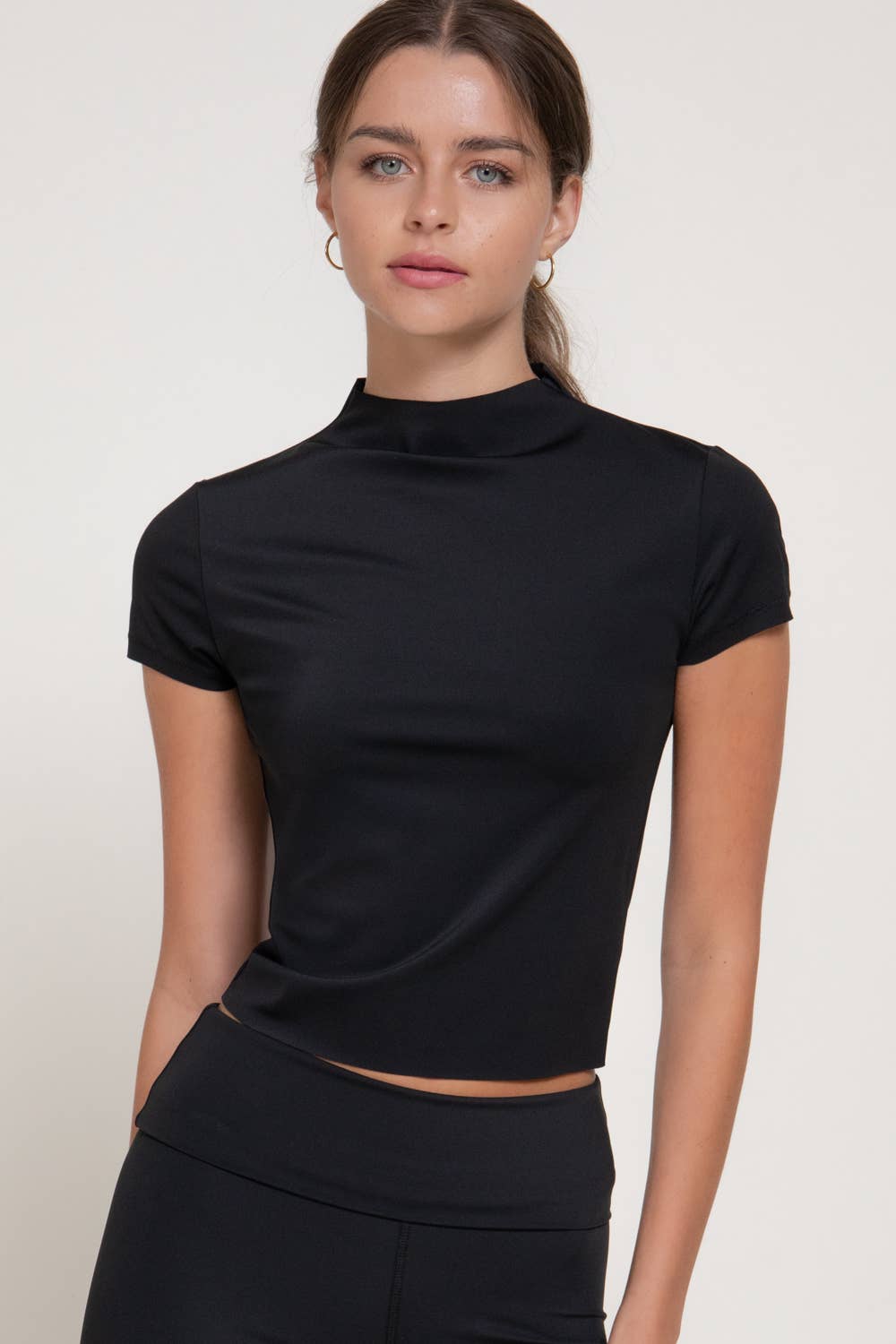 Short Sleeve High Neck Workout Top with Raw-Cut Edges
