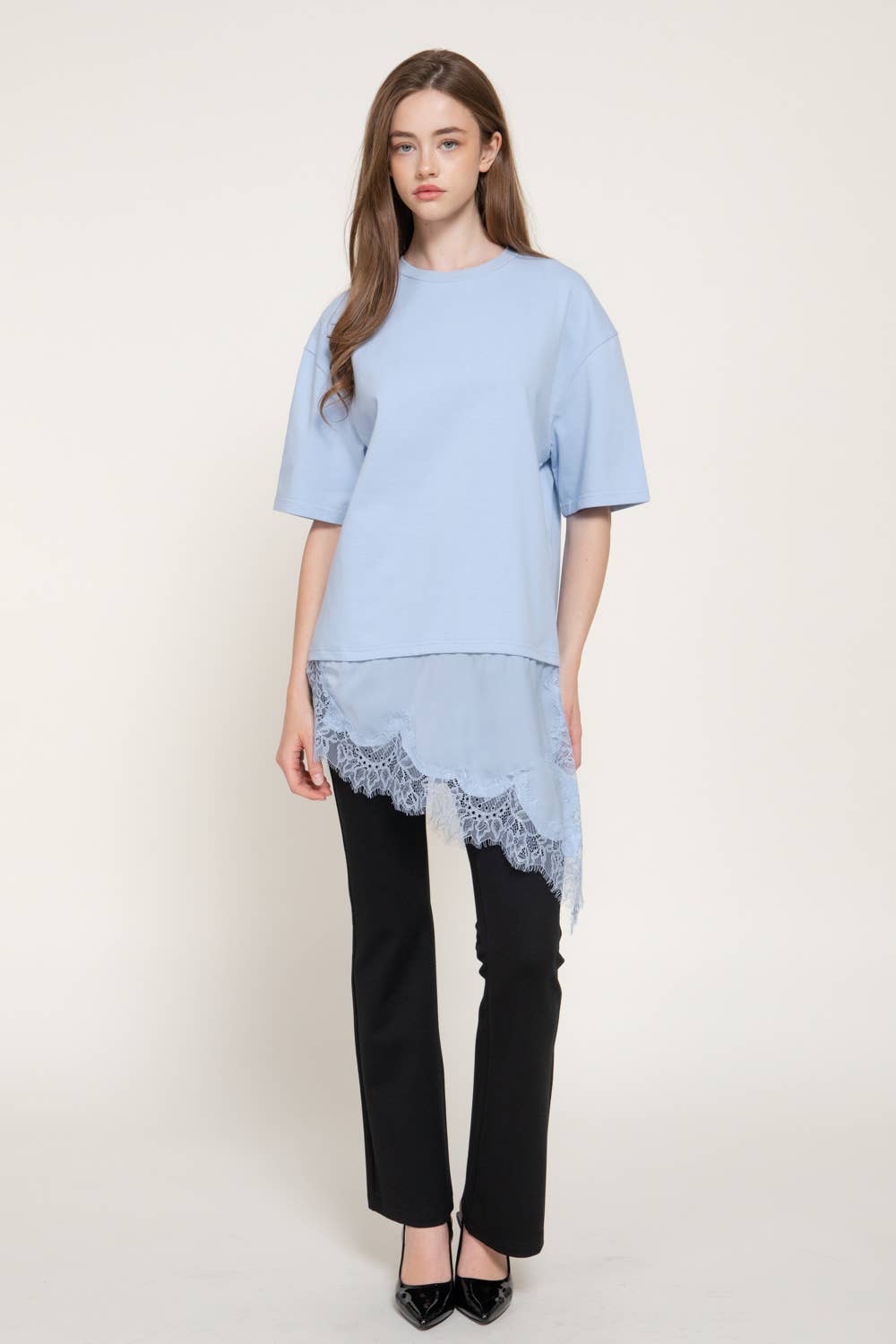 Short Sleeve Asymmetrical Hem with Tonal Lace Knit Top