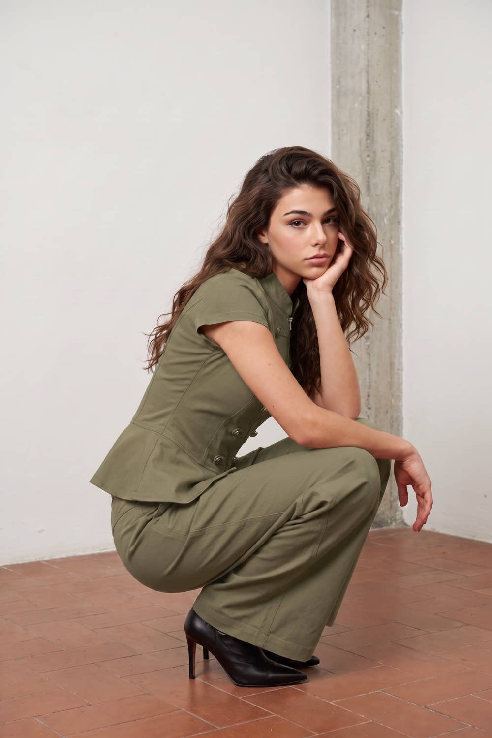 SHORT SLEEVE ZIP-UP BUTTON DETAILED STRETCH TWILL  TOP