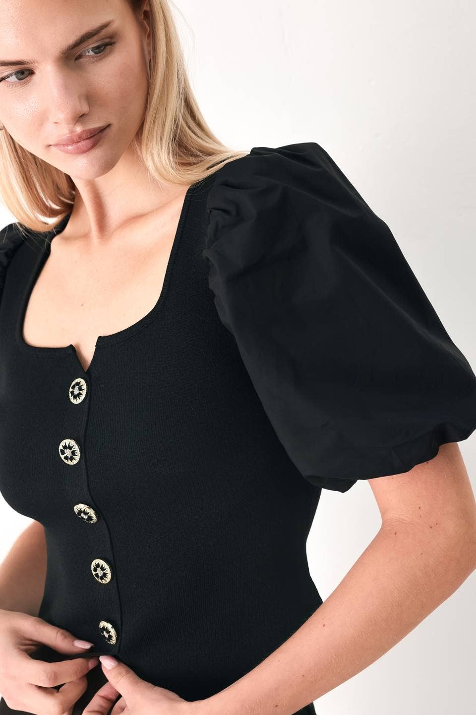 Tulla Black Top