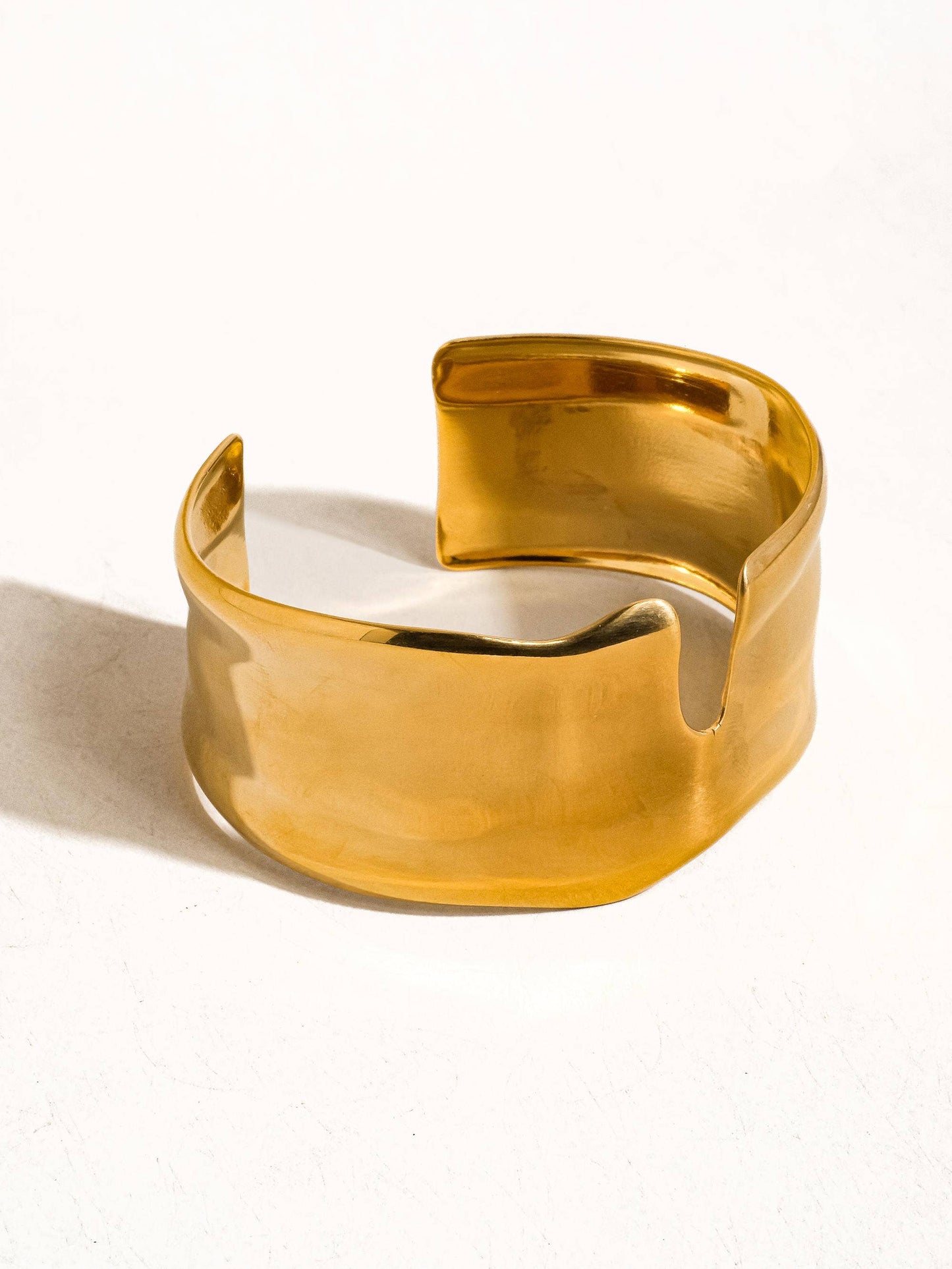 Claudia Bold Bangle