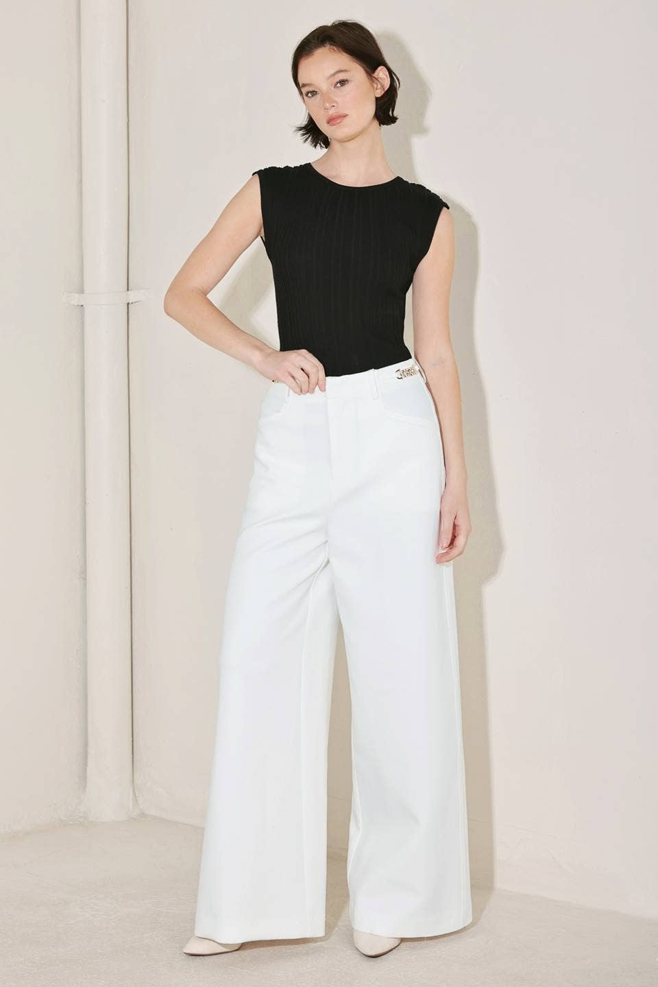 Darla white Pants
