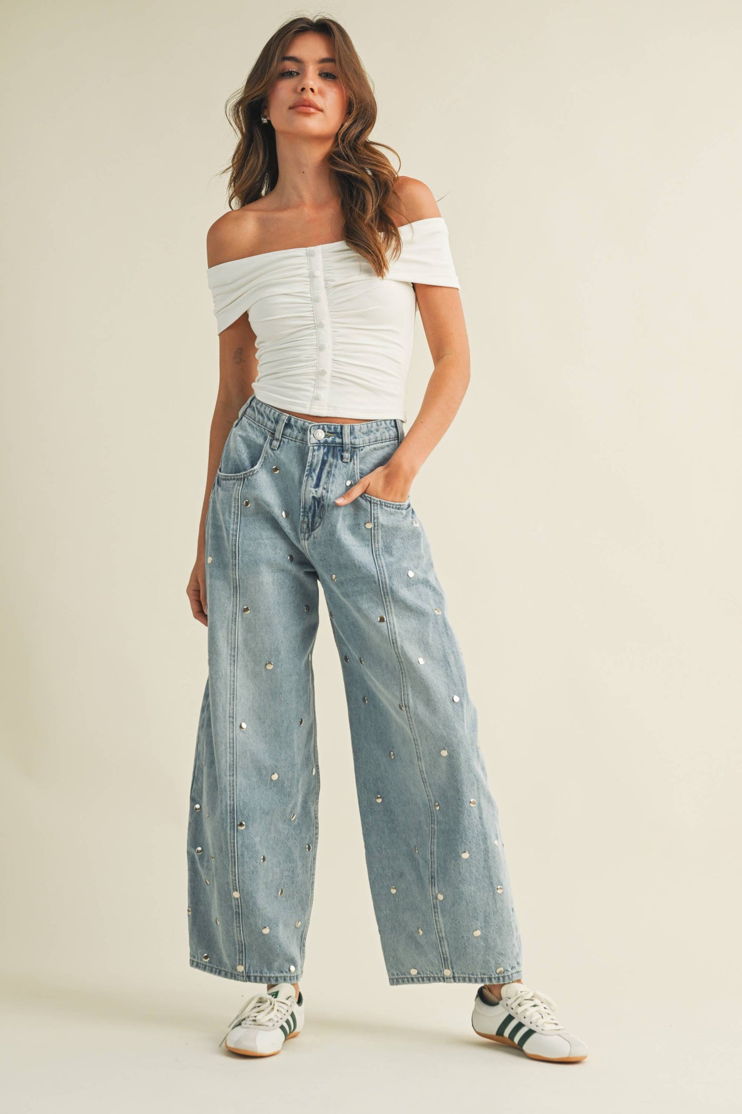 IP1390 STUDDED BARREL DENIM PANTS